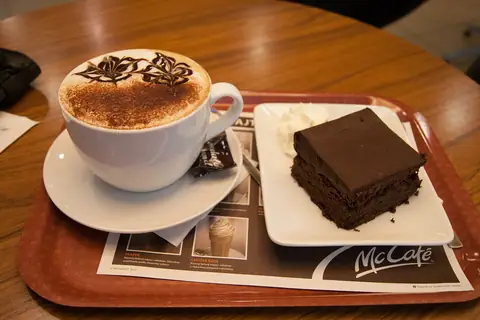 Mrs Jones Cake Design photo 3